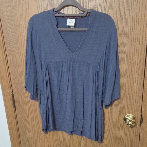 Knox Rose Blue V-Neck Tunic Top - Picture 1 of 10
